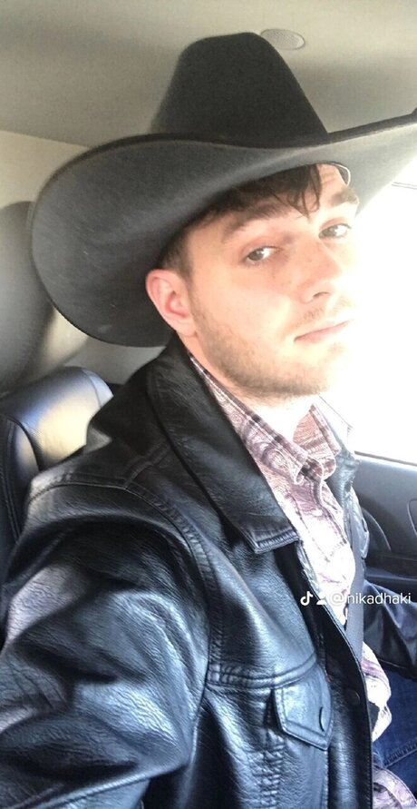 Neko Dhaki only fans