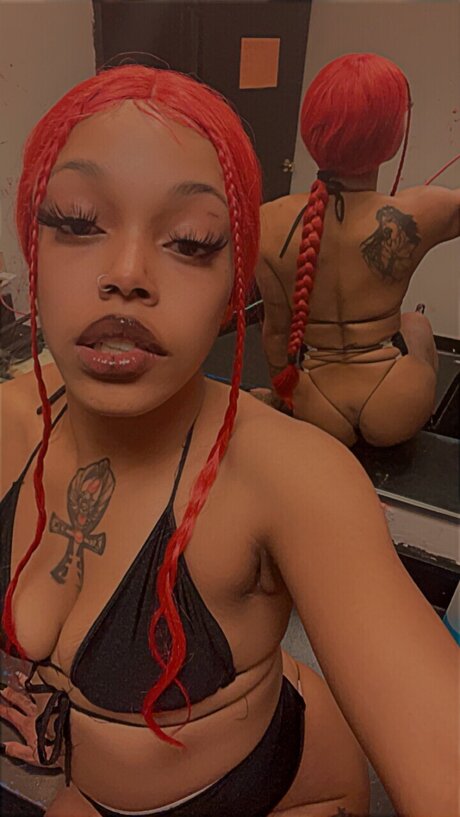Poppy the pufftress24 naked on onlyfans