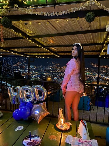 Kendall secrets onlyfans naked pics