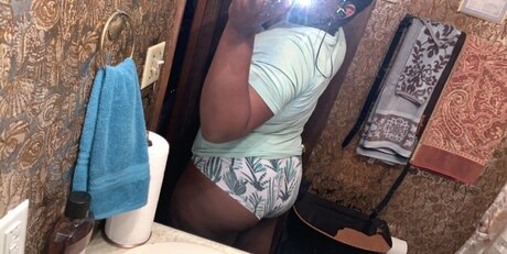 Jordie Foxwood_ onlyfans strip tease