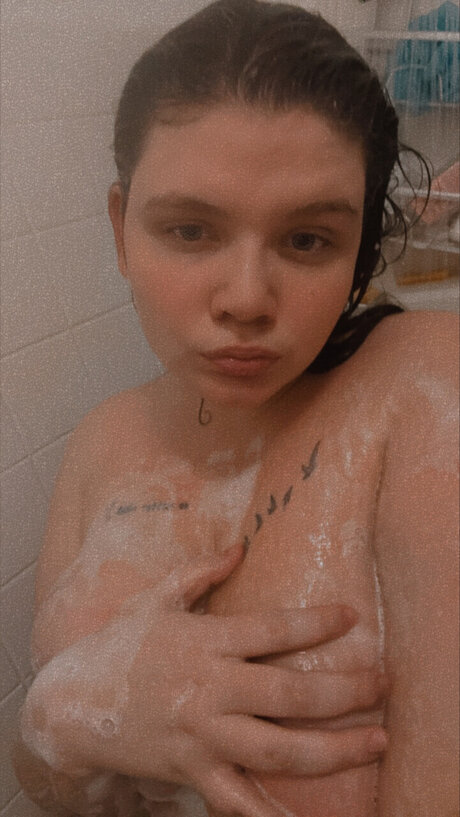 Bigtitty mommy leaks onlyfans