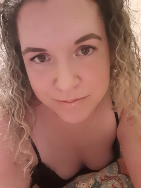 nataliyacrimsonxxx sexy onlyfans