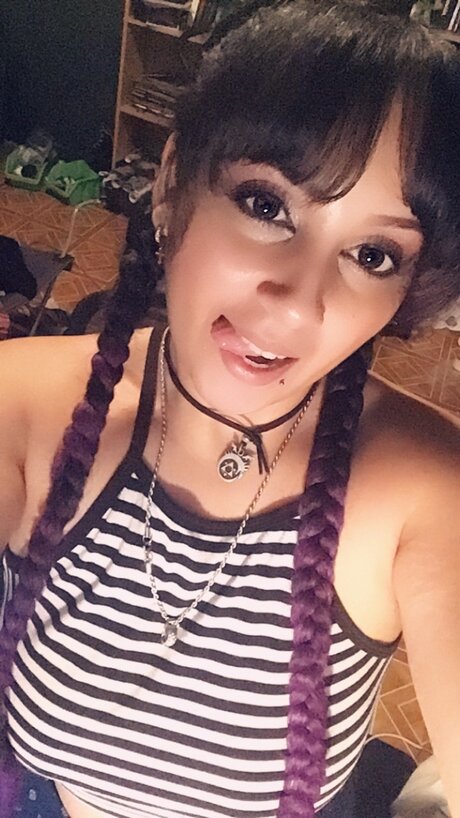 AsstasticReina onlyfans tits