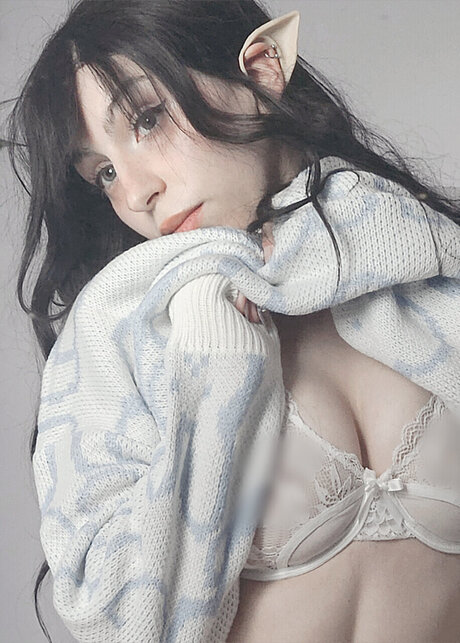 Lily Seraphine leaks onlyfans