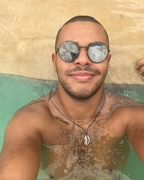 Pinoteo_ nude onlyfans pics