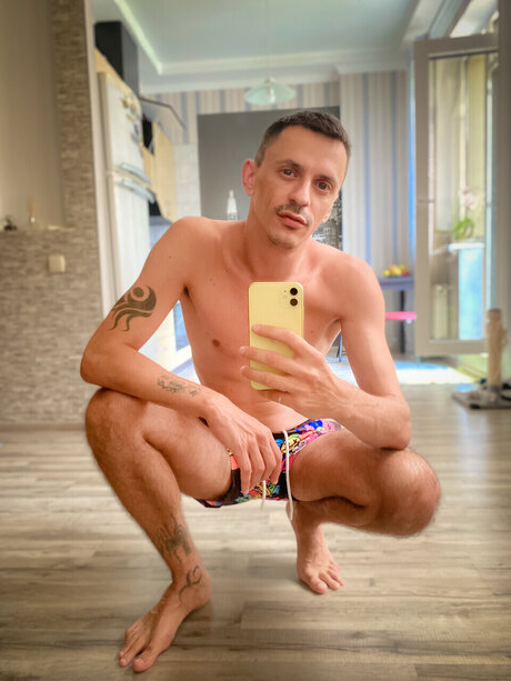 Hairy Tool onlyfans strip