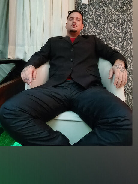 BK Favelado onlyfans naked