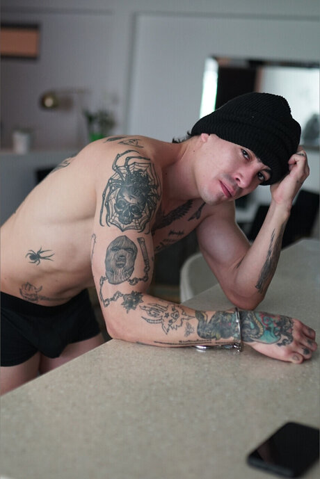 Eduardo Suave onlyfans naked leaked