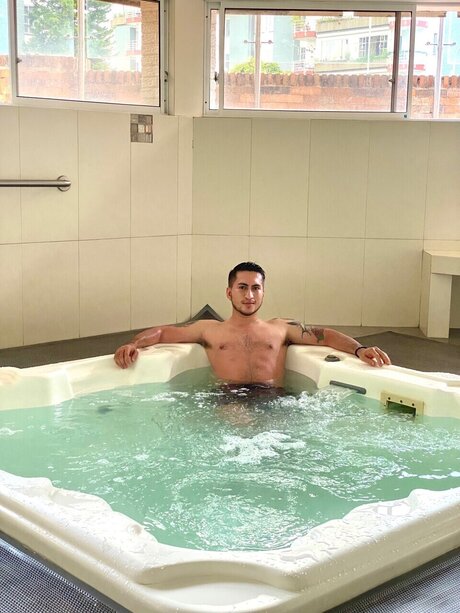 Checho free only fans