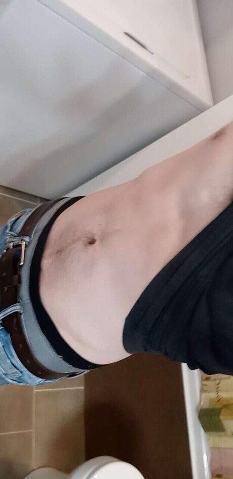 zombieganst22 onlyfans pic