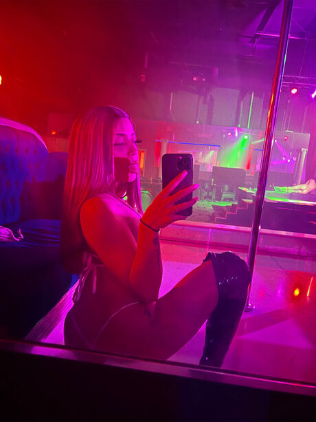 Vanessa Lemai nude only fans