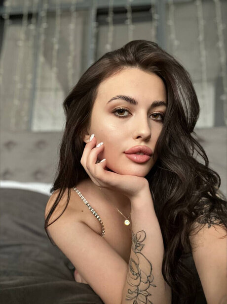 Ollie James_ onlyfans strip