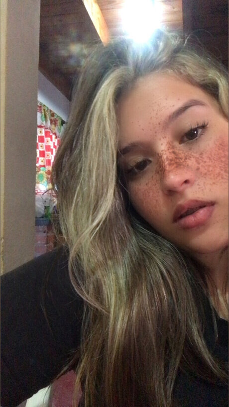 Mari green curvy_ onlyfans leakd