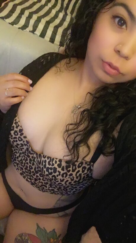 Kimmiakiss22 onlyfans leak naked