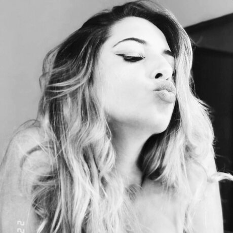 Luana Latina xxx only fans