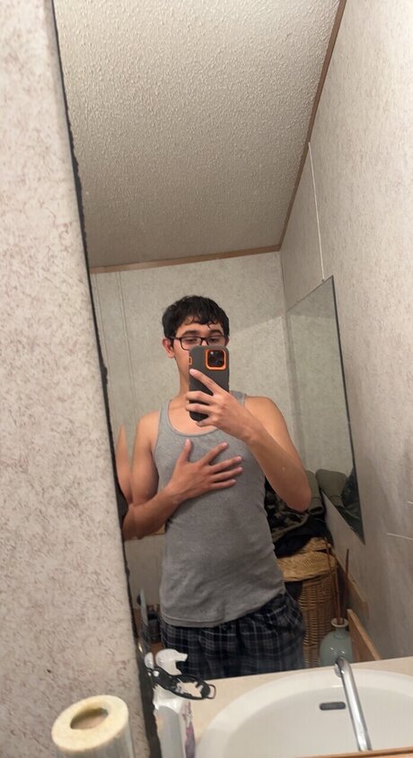 Adrian Rey onlyfans leaks nudes