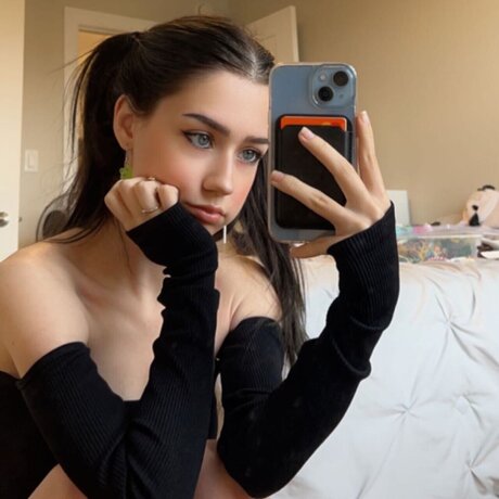 _GxddessChlxe_ nude onlyfans