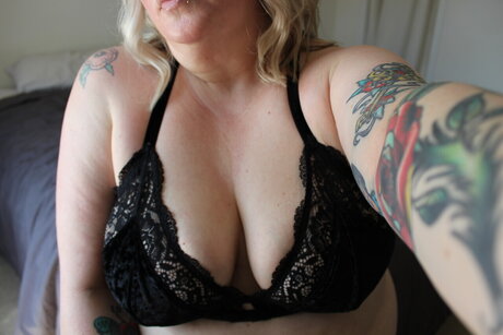 Zephyr Wren onlyfans topless