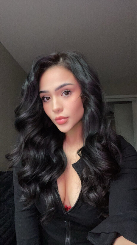 Heavenly Bella_ onlyfans naked leak