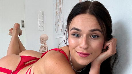 Lea Your private nurse_ onlyfans posts