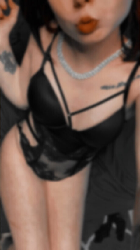 Red Ravyn feet onlyfans