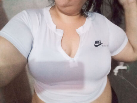 Elu curvi_ onlyfans nude leaked