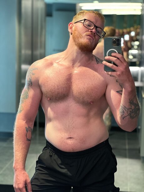 Beau Jackson onlyfans content