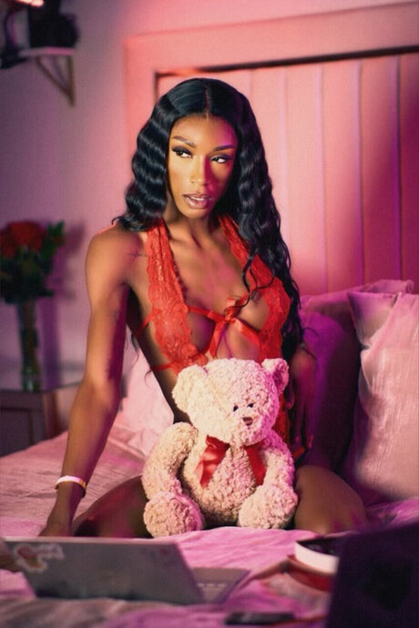 Nichol_ onlyfans images