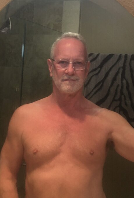 FBBob onlyfans naked pics