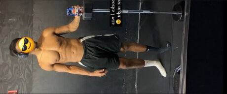 Chris Drillz topless onlyfans