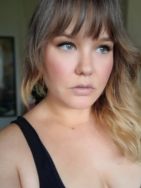 HerbsandCurves onlyfans leaks nude