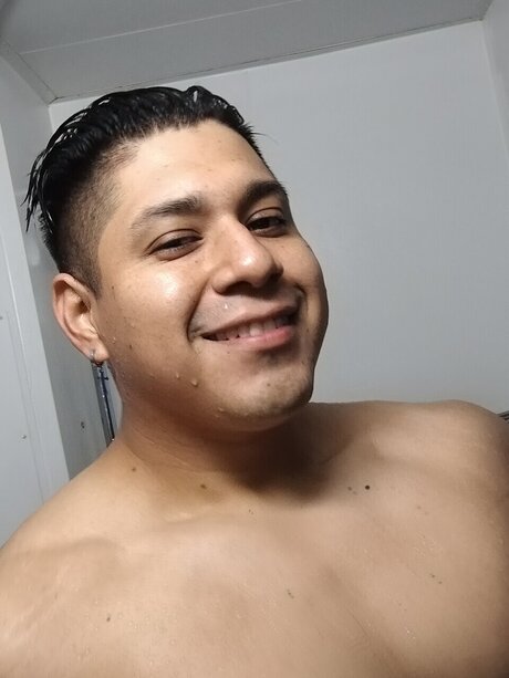 Orlando Caracas Calzada onlyfans leak