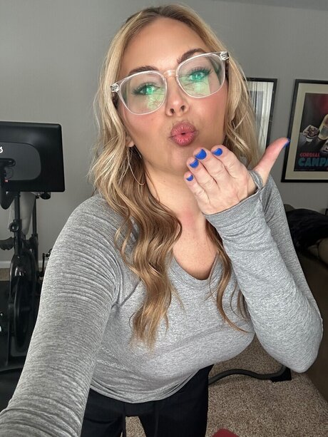 Marilyn Mo Roll VIP leaked onlyfans content