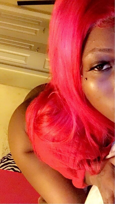 Candy Lady_ onlyfans strip tease