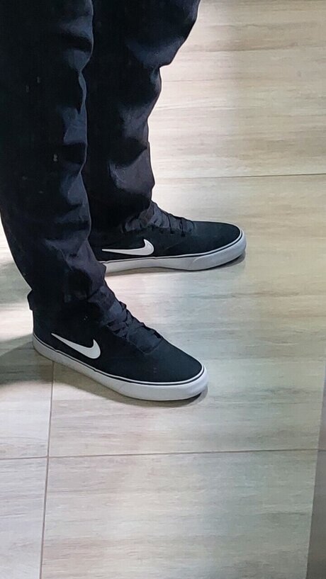 Twink feet_ onlyfans tits