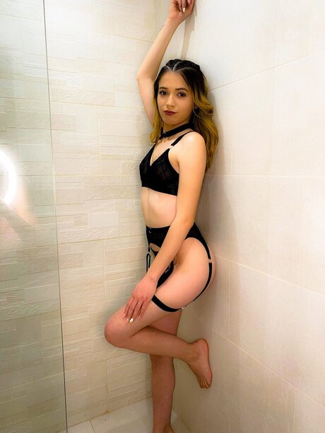 Ester18 onlyfans photos