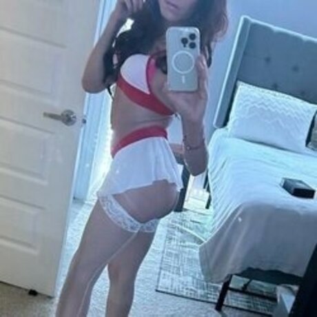 Lana DeHoyos onlyfans leajs