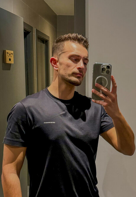 Eddie Torres onlyfans fuck