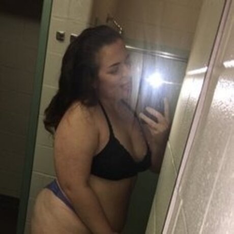 Marie Peach onlyfans leak