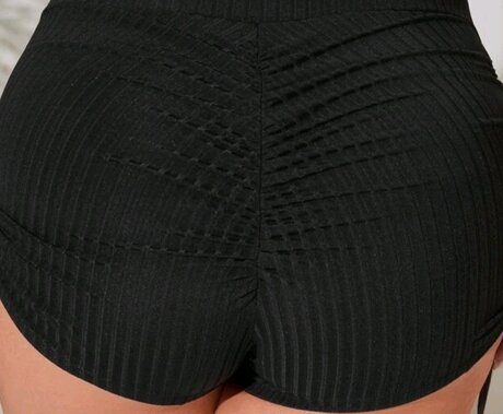 VolleyBallGurl1982 leaked nude onlyfans