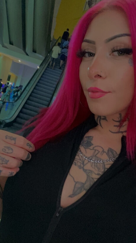 Queen Bee Bitxhes onlyfans sex leaked