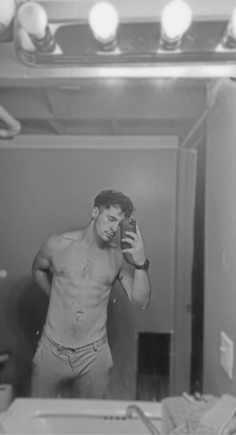 GIJO topless onlyfans