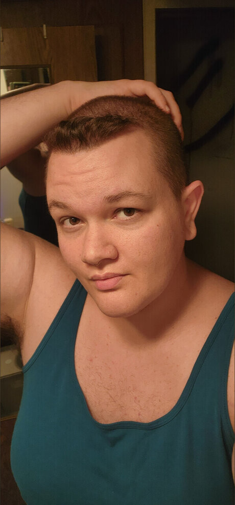 Trans Bear onlyfans explicit content