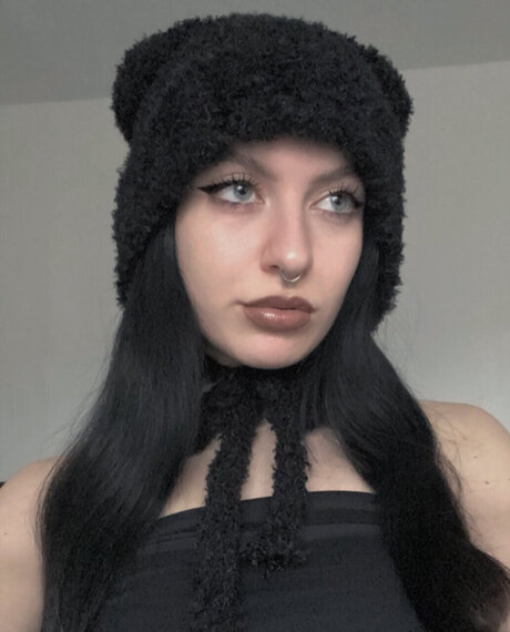 Kitt Lunix onlyfans model