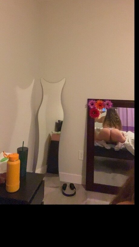 Layla Winter_ leaked onlyfans pictures