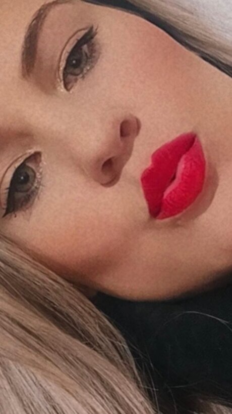 Fernanda Oliveira onlyfans page