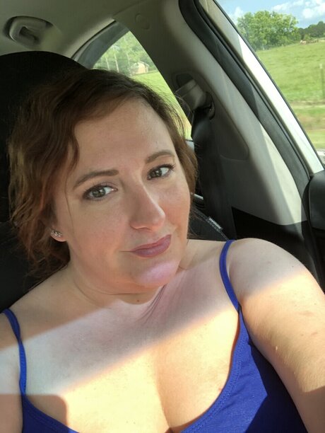 Big booty pretty bitch onlyfans leaked