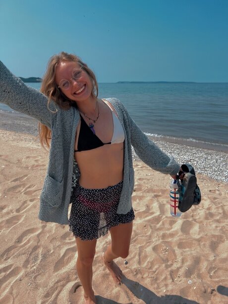 Jenni Boo onlyfans pictures