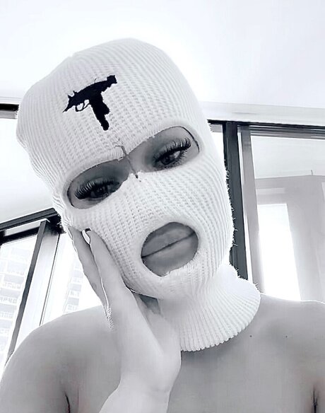 Bella Alessandra Del Rey onlyfans naked