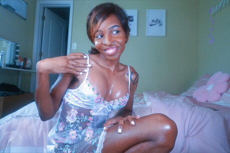 untilipeak onlyfans pic